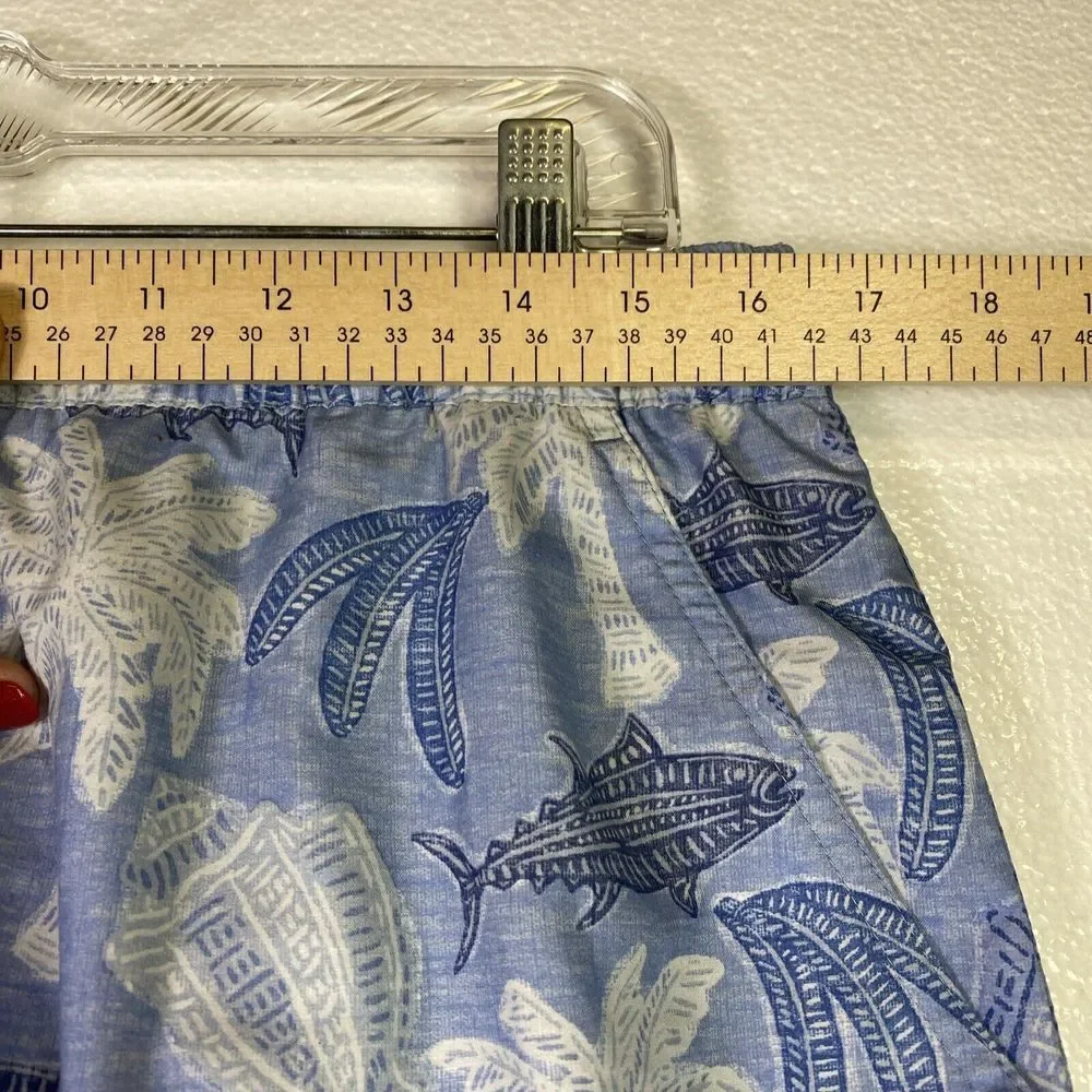 Vineyard Vines Swim Trunks Mens Size M Blue White lined Logo draw string elastic